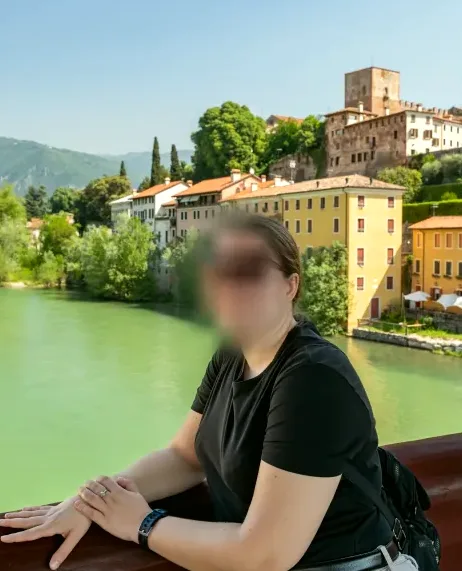 Amalie, 28