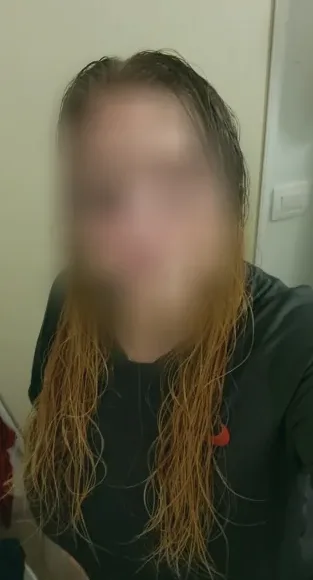 Amina, 27