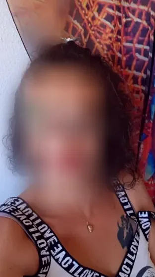 Andrea, 40