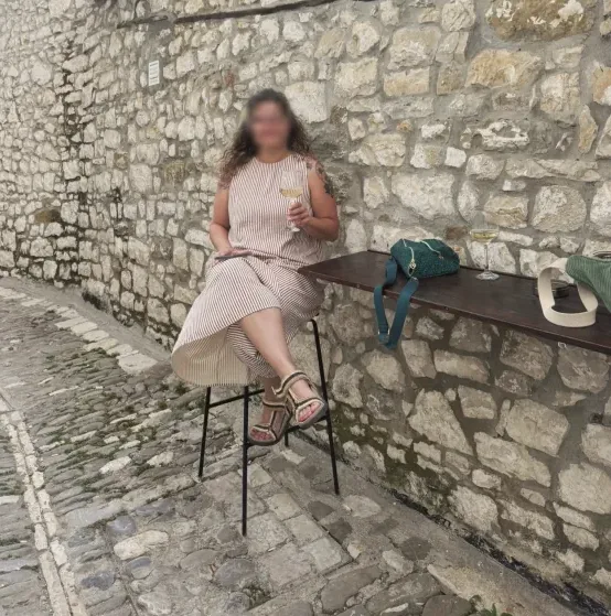 Caroline, 35