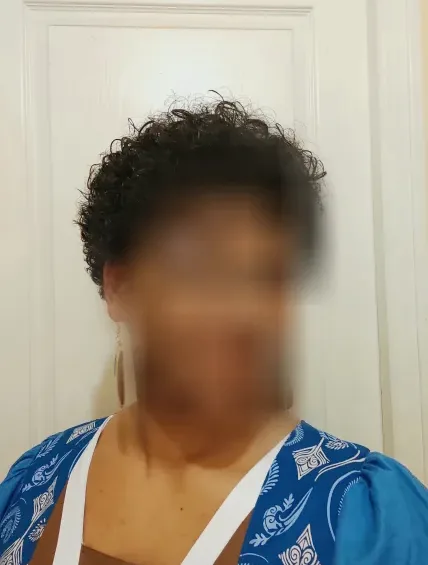 Karoline, 37