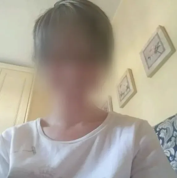 Karoline, 34