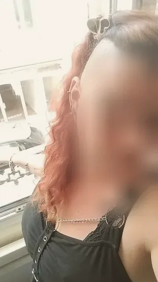 Laura, 35
