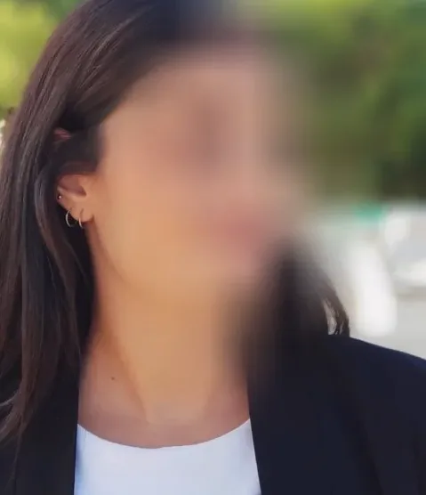 Maria, 33