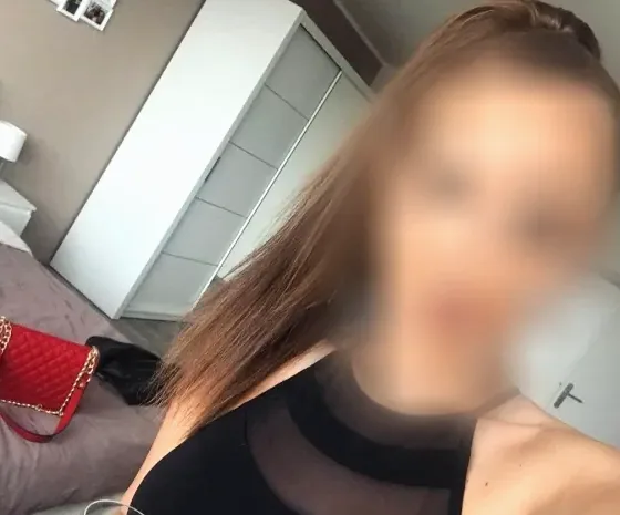 Nadia, 26